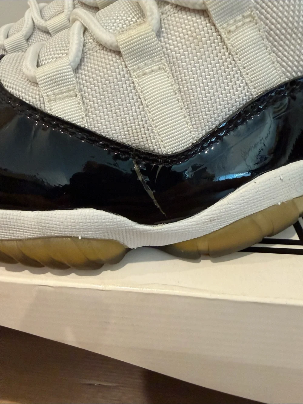 Air Jordan 11 Retro Concord 2011